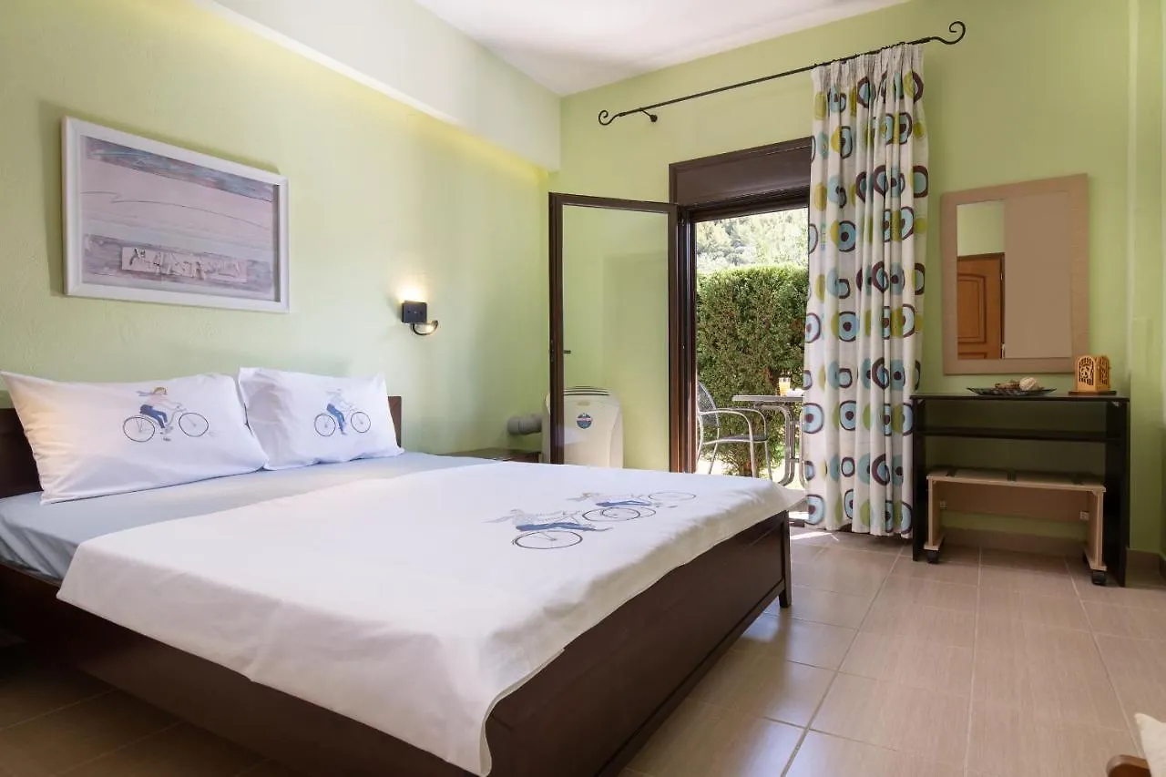 Niriides Hotel Porto Koufo Pensiune